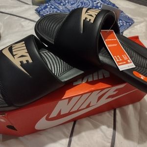 Nike slides men